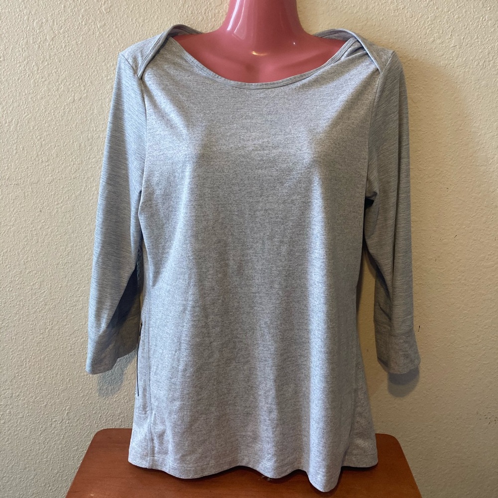 The North Face Flash Dry Women’s Athletic Top